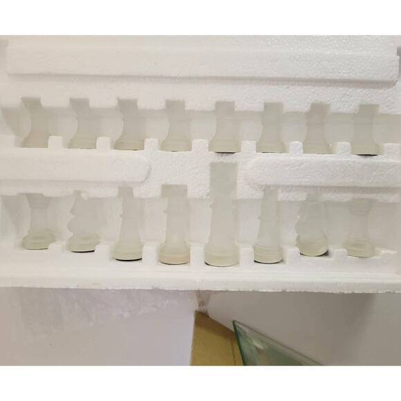 NIB RARE Unique Gifts by House of Lloyd 12" Rectangle Glass Chess Board Set - Picture 7 of 10